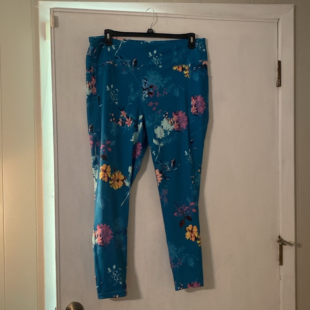Workout pants